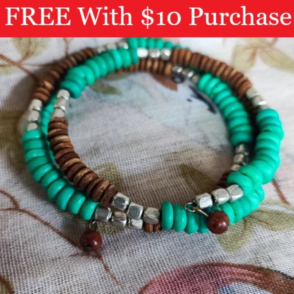 Wood Wooden Beads Beaded Memory Wire Bracelet Artisan Silver Tone RED BANNER